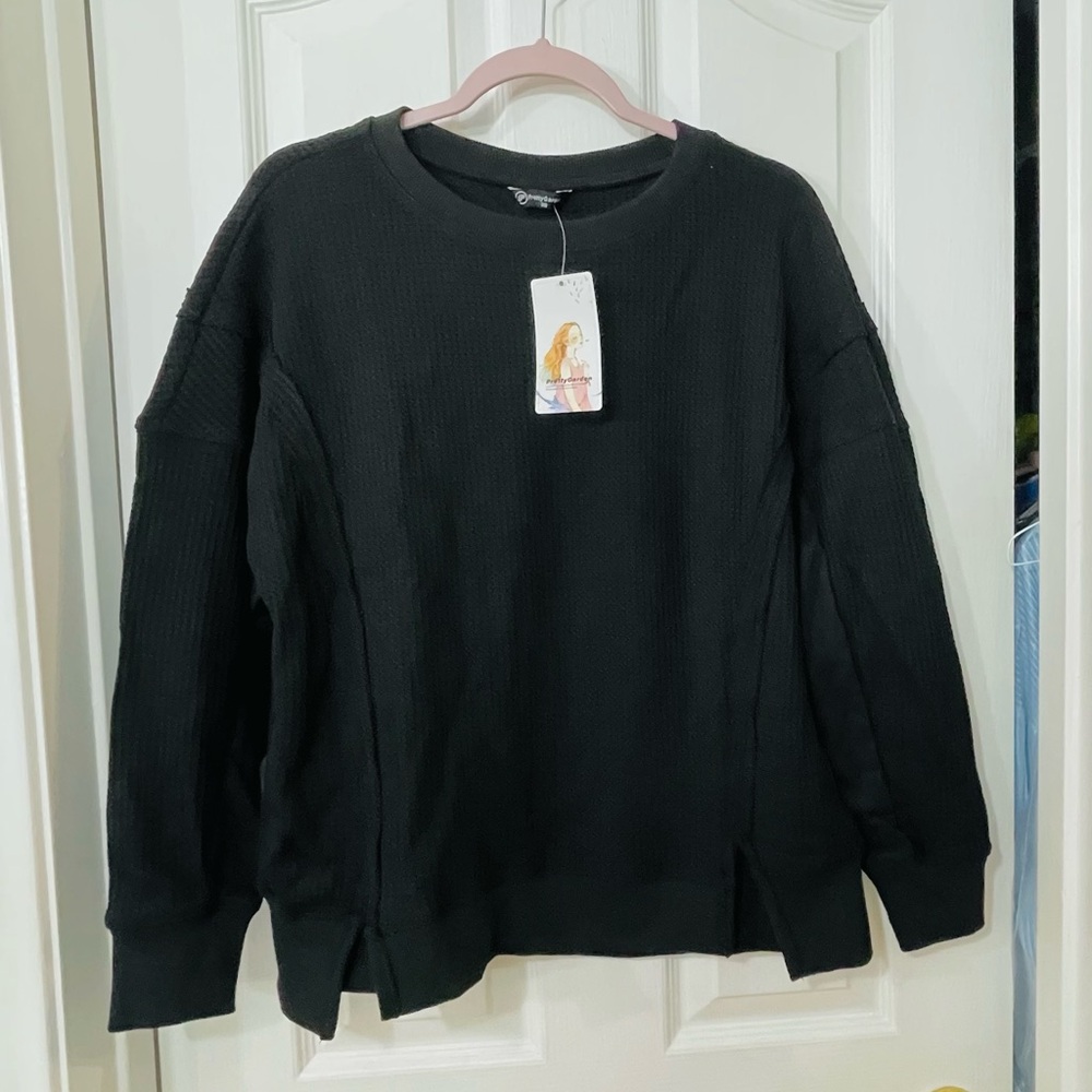 🦋NWT🦋 Black Crewneck Sweater - Women's Waffle Knit